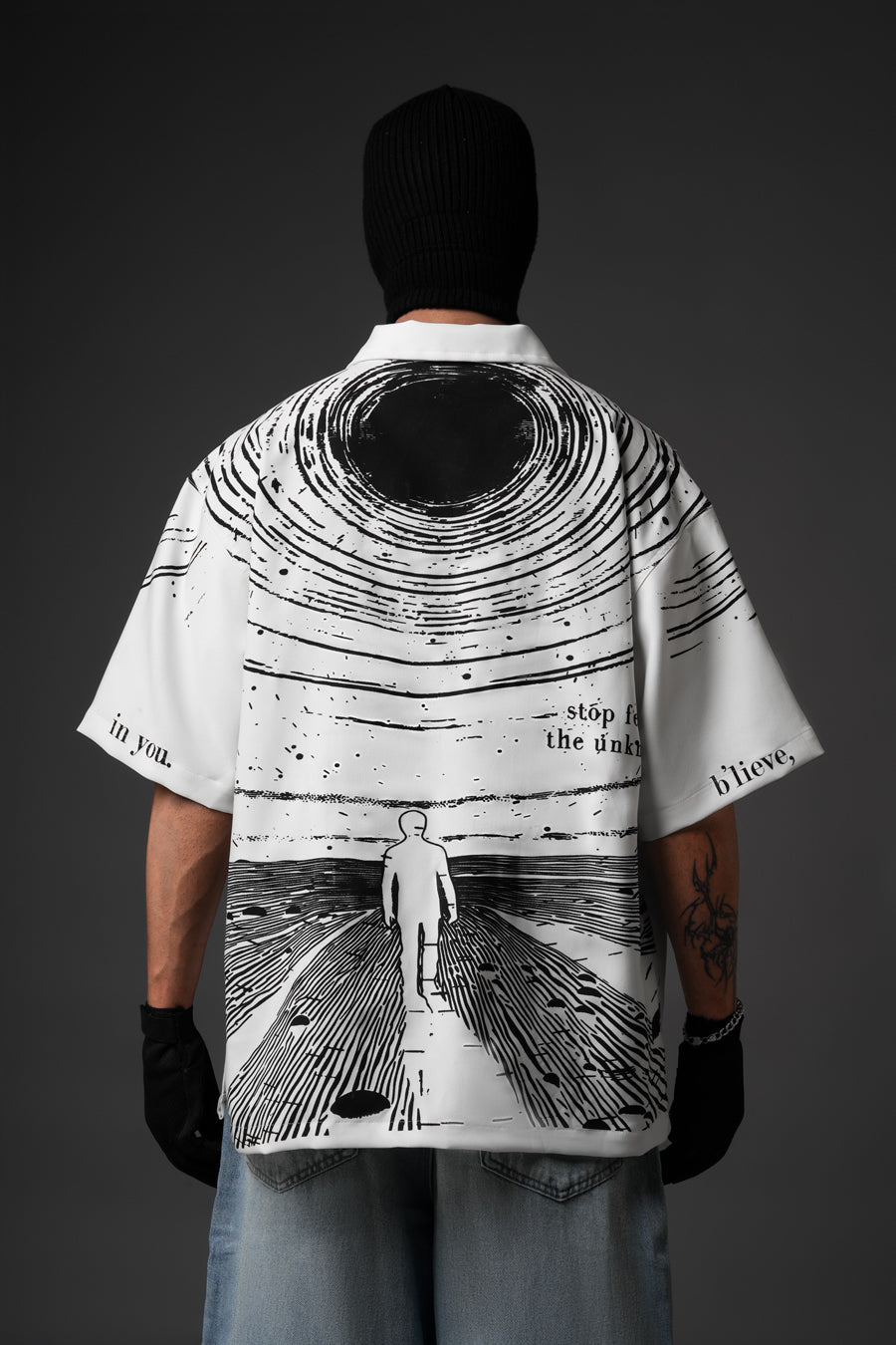Evolve: The Cosmic Shacket