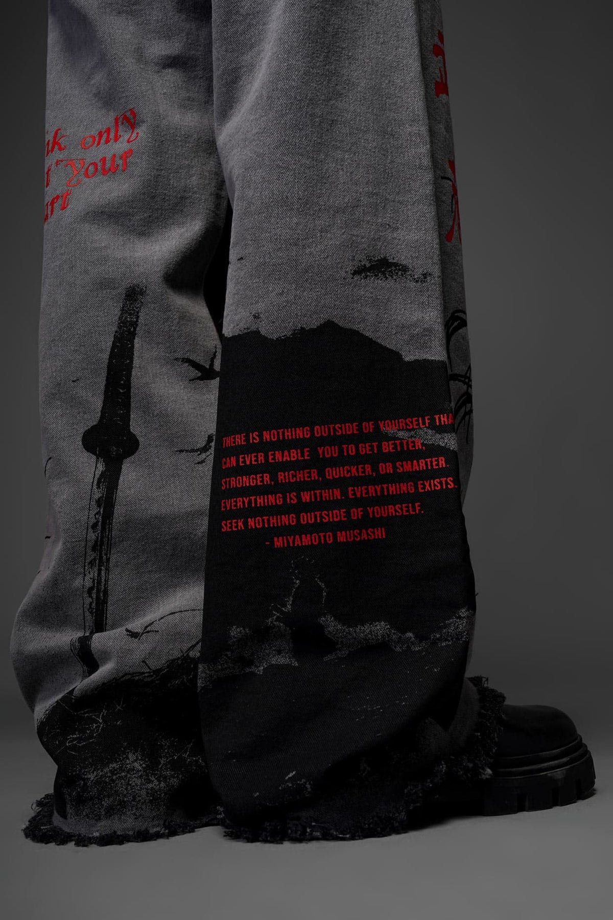Invincible - Loose Fit Denim Jeans